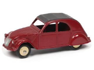 Lot 399 - DINKY TOYS (FRANCE) (1)