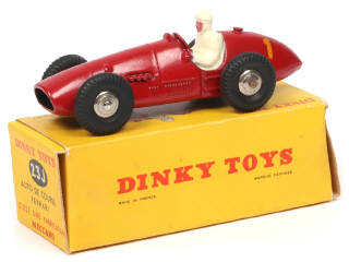 Lot 404 - DINKY TOYS (FRANCE) (1)