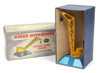 Lot 380 - DINKY TOYS (GB) (1)