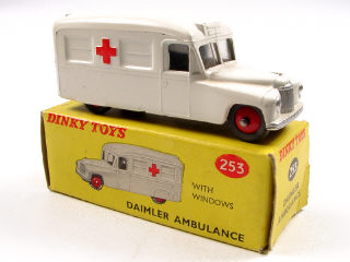 Lot 193 - DINKY TOYS GB (1)