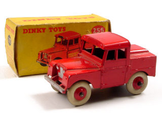 Lot 194 - DINKY TOYS GB (1)