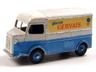 Lot 161 - DINKY TOYS FRANCE (1)