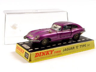 Lot 181 - DINKY TOYS GB (1)
