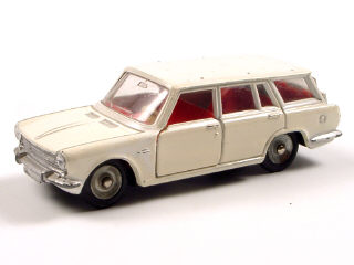 Lot 123 - DINKY TOYS FRANCE (1)