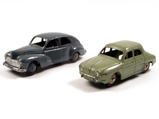 Lot 169 - DINKY TOYS (FRANCE) (2)