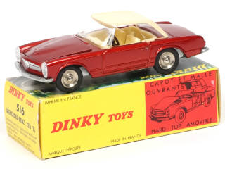 Lot 305 - DINKY TOYS (FRANCE) (1)