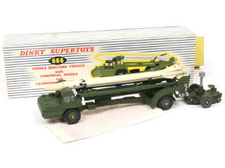 Lot 350 - DINKY TOYS (GB) (1)