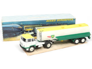 Lot 333 - DINKY TOYS (FRANCE) (1)