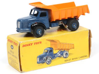 Lot 324 - DINKY TOYS (FRANCE) (1)
