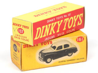 Lot 356 - DINKY TOYS (GB) (2)