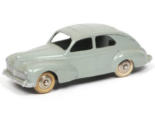 Lot 267 - DINKY TOYS (FRANCE) (1)