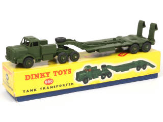 Lot 385 - DINKY TOYS (GB) (1)