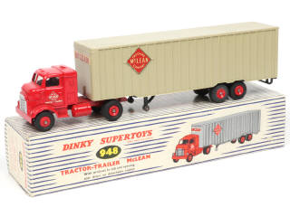 Lot 376 - DINKY TOYS (GB) (1)