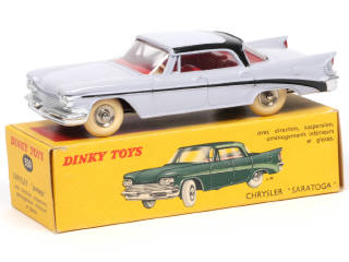 Lot 327 - DINKY TOYS (FRANCE) (1)