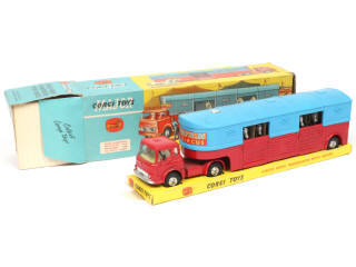 Lot 390 - CORGI TOYS (GB) (1)