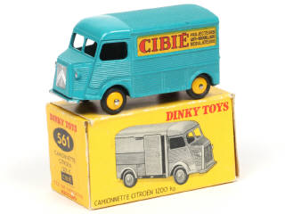 Lot 329 - DINKY TOYS (FRANCE) (1)