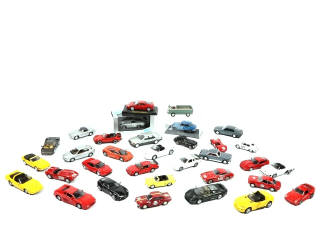 Lot 191 - DIVERS (33)