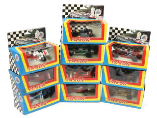 Lot 150 - YAXON (ITALIE) (10)