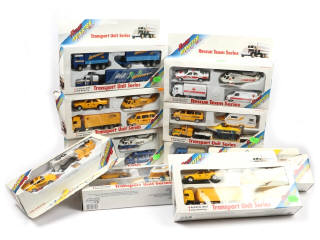 Lot 159 - DIVERS (10)