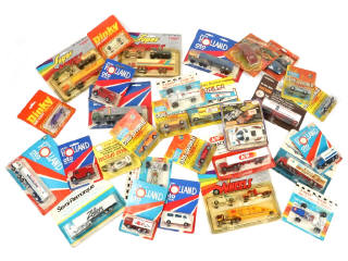 Lot 181 - DIVERS (30)