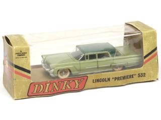 Lot 544 - DINKY TOYS (FRANCE) (1)