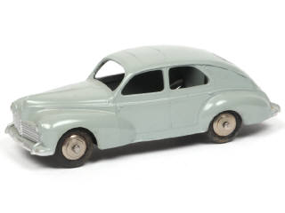 Lot 434 - DINKY TOYS (FRANCE) (1)