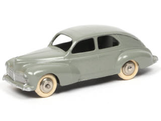 Lot 433 - DINKY TOYS (FRANCE) (1)