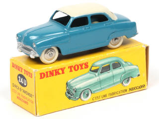 Lot 479 - DINKY TOYS (FRANCE) (1)