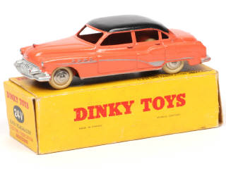 Lot 484 - DINKY TOYS (FRANCE) (1)
