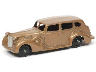 Lot 420 - DINKY TOYS (FRANCE) (1)