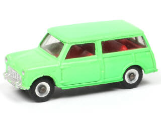 Lot 632 - DINKY TOYS (GB) (1)