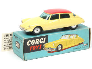 Lot 257 - CORGI TOYS (GB) (1)