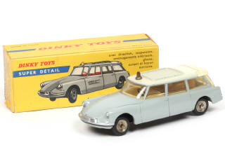Lot 454 - DINKY TOYS (FRANCE) (1)