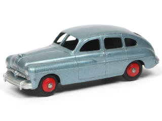 Lot 435 - DINKY TOYS (FRANCE) (1)