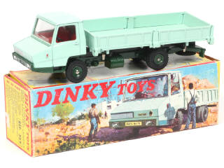 Lot 611 - DINKY TOYS (FRANCE) (1)