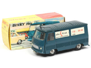 Lot 585 - DINKY TOYS (FRANCE) (1)