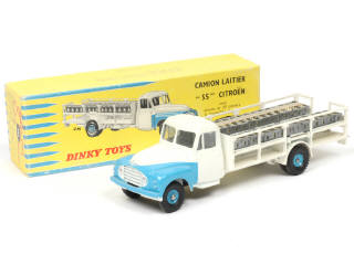Lot 596 - DINKY TOYS (FRANCE) (1)