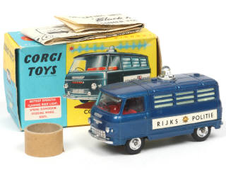 Lot 355 - CORGI TOYS (GB) (1)