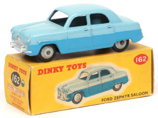 Lot 650 - DINKY TOYS (GB) (1)