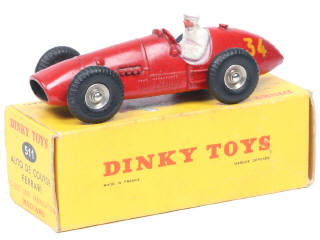 Lot 446 - DINKY TOYS (FRANCE) (1)
