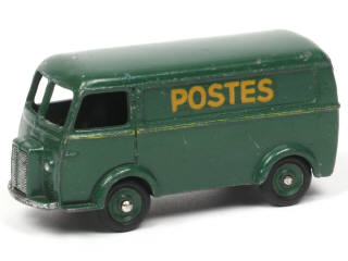 Lot 582 - DINKY TOYS (FRANCE) (1)