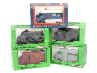 Lot 98 - DIVERS (JAPON) (5)