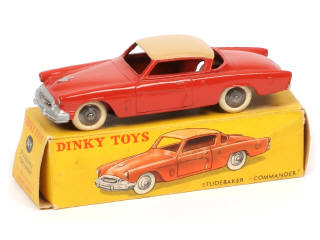 Lot 272 - DINKY TOYS (FRANCE) (1)
