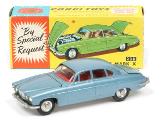 Lot 371 - CORGI TOYS (GB) (1)