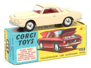 Lot 372 - CORGI TOYS (GB) (1)