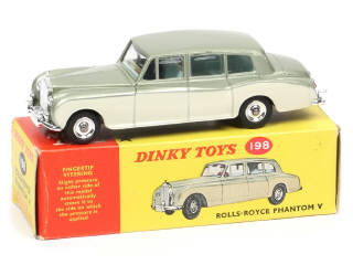 Lot 418 - DINKY TOYS (GB) (1)