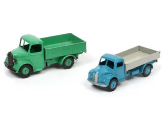 Lot 441 - DINKY TOYS (GB) (2)