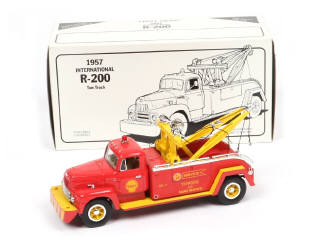 Lot 135 - FIRST GEAR (USA) (1)