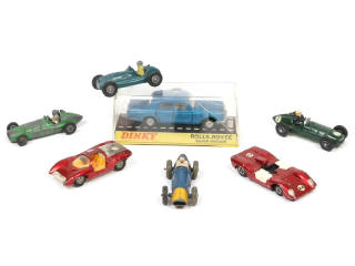 Lot 444 - DINKY TOYS (GB) (7)