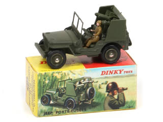 Lot 298 - DINKY TOYS (FRANCE) (1)